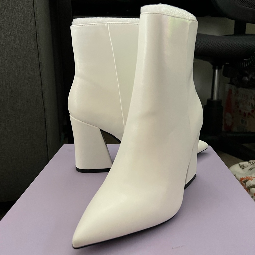 Madden Girl Codyy White Flared Heel